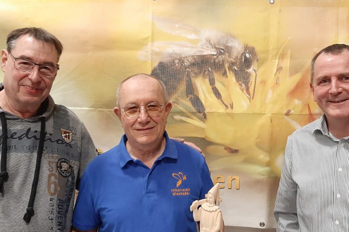 Generationenwechsel im Imkerverein: Siggi Schneider wird Ehrenvorsitzender